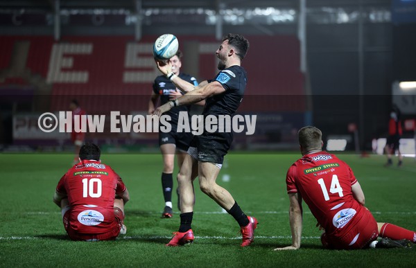 010122 - Scarlets v Ospreys - United Rugby Championship - Luke Morgan of Ospreys celebrates scoring a try