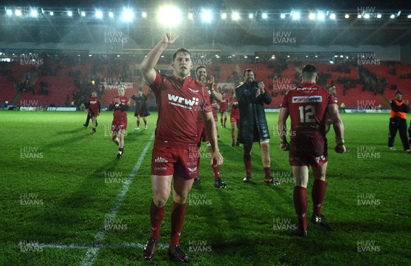 261217 - Scarlets v Ospreys - Guinness PRO14 - Ryan Elias of Scarlets at the end of the game