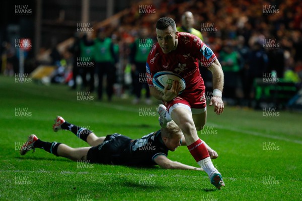 261223 - Scarlets v Ospreys - United Rugby Championship -  Gareth Davies of Scarlets scores his teams 1st Try