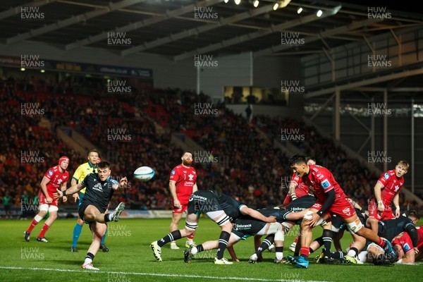 261223 - Scarlets v Ospreys - United Rugby Championship - Reuben Morgan-Williams of Ospreys kicks the ball