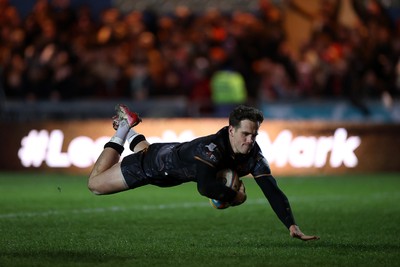 Scarlets v Ospreys 261225