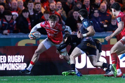261225 - Scarlets v Ospreys - United Rugby Championship - Ellis Mee of Scarlets