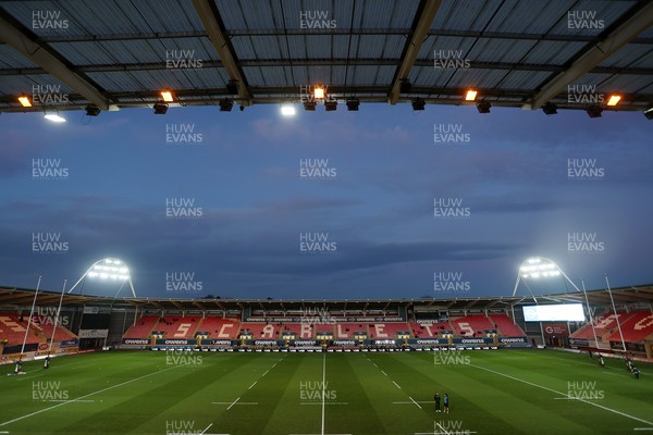 261225 - Scarlets v Ospreys - United Rugby Championship - General View of Parc y Scarlets