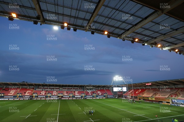 261225 - Scarlets v Ospreys - United Rugby Championship - General View of Parc y Scarlets