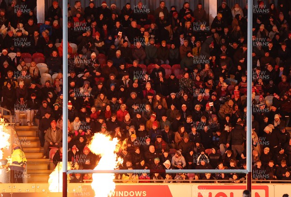 261225 - Scarlets v Ospreys - United Rugby Championship - Fans