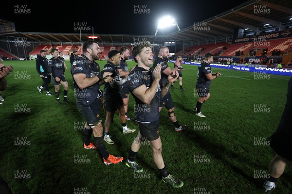 261225 - Scarlets v Ospreys - United Rugby Championship - Dan Edwards of Ospreys at full time