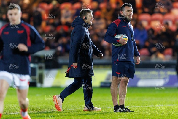 261225 - Scarlets v Ospreys - United Rugby Championship - Scarlets head coach Dwayne Peel during the warm up