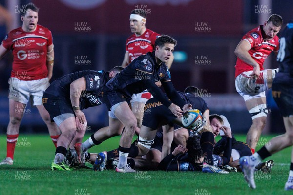 261225 - Scarlets v Ospreys - United Rugby Championship - Kieran Hardy of Ospreys passes the ball
