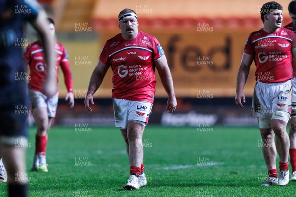 261225 - Scarlets v Ospreys - United Rugby Championship - Henry Thomas of Scarlets