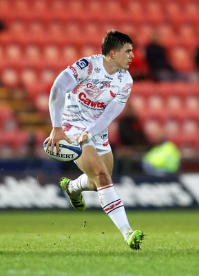 100126 - Scarlets v Section Paloise - Investec Champions Cup - Joe Hawkins of Scarlets 