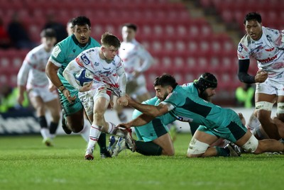 100126 - Scarlets v Section Paloise - Investec Champions Cup - Archie Hughes of Scarlets makes a break