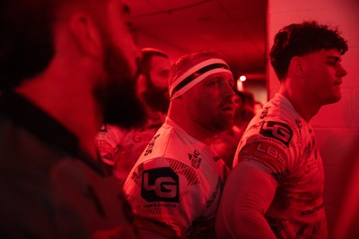 100126 - Scarlets v Section Paloise - Investec Champions Cup - Henry Thomas of Scarlets 