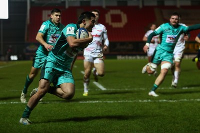 100126 - Scarlets v Section Paloise - Investec Champions Cup - Toshi Butlin of Pau goes over for his first try
