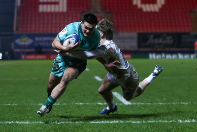 100126 - Scarlets v Section Paloise - Investec Champions Cup - Toshi Butlin of Pau goes over for his second try