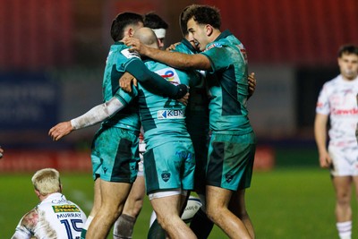 100126 - Scarlets v Section Paloise - Investec Champions Cup - Pau celebrate at the end of the match