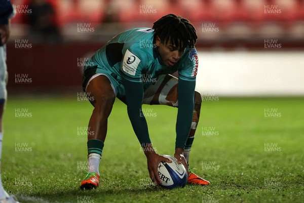100126 - Scarlets v Section Paloise - Investec Champions Cup - Theo Attissogbe of Pau scores a try