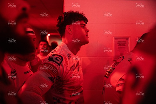 100126 - Scarlets v Section Paloise - Investec Champions Cup - Eddie James of Scarlets 