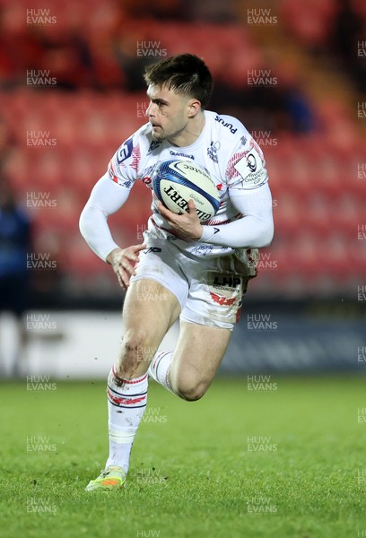 100126 - Scarlets v Section Paloise - Investec Champions Cup - Joe Roberts of Scarlets 