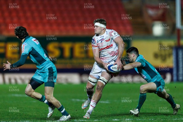 100126 - Scarlets v Section Paloise - Investec Champions Cup - Taine Plumtree of Scarlets