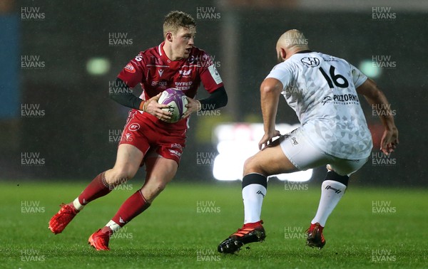 110120 - Scarlets v RC Toloun - European Rugby Challenge Cup - Angus O�Brien of Scarlets