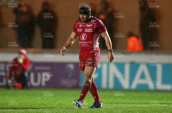 110120 - Scarlets v RC Toloun - European Rugby Challenge Cup - Dejected Leigh Halfpenny of Scarlets