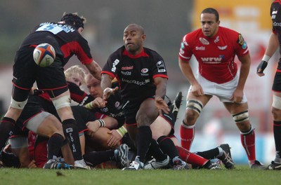 Scarlets v Saracens 011207