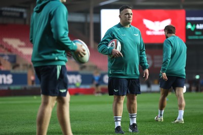 180926 - Scarlets v Saracens - Preseason Friendly - New Scarlets defence Coach Eamon O’Carroll before kick off