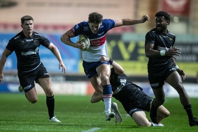 180926 - Scarlets v Saracens - Preseason Friendly - Eddie James of Scarlets on the attack