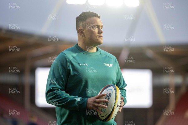 180926 - Scarlets v Saracens - Preseason Friendly - New Scarlets defence Coach Eamon O’Carroll before kick off