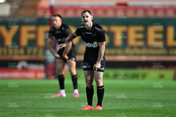 180926 - Scarlets v Saracens - Pre Season Friendly - Tomos Williams of Saracens