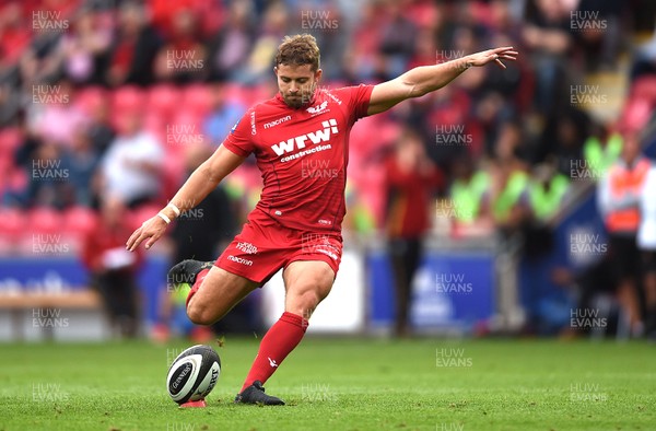 020917 - Scarlets v Southern Kings - Guinness PRO14 - Leigh Halfpenny of the Scarlets kicks at goal