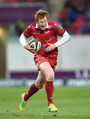 290918 - Scarlets v Southern Kings - Guinness PRO14 - Rhys Patchell of Scarlets