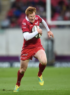 290918 - Scarlets v Southern Kings - Guinness PRO14 - Rhys Patchell of Scarlets