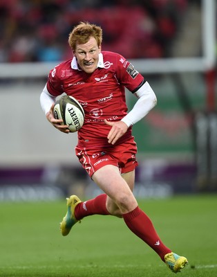 290918 - Scarlets v Southern Kings - Guinness PRO14 - Rhys Patchell of Scarlets