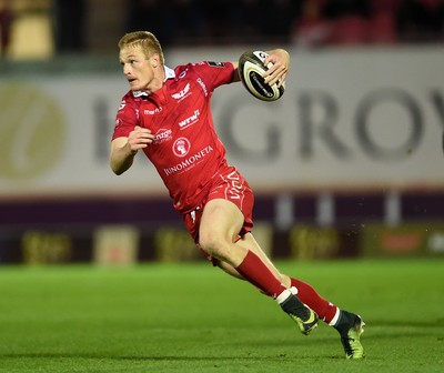 290918 - Scarlets v Southern Kings - Guinness PRO14 - Johnny McNicholl of Scarlets