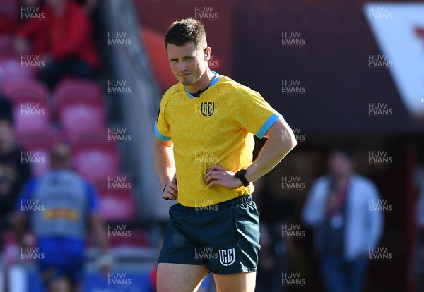 210522 - Scarlets v Stormers - United Rugby Championship - Referee Sam Grove-White