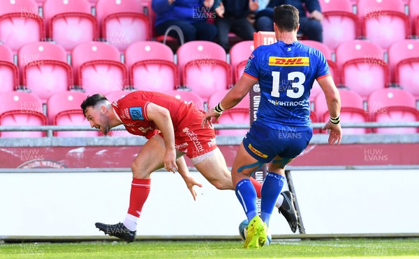 210522 - Scarlets v Stormers - United Rugby Championship - Ryan Conbeer of Scarlets scores try