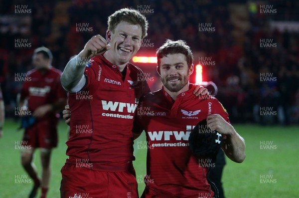 200118 - Scarlets v Toulon - European Rugby Champions Cup - Rhys Patchell and Leigh Halfpenny of Scarlets celebrate at full time