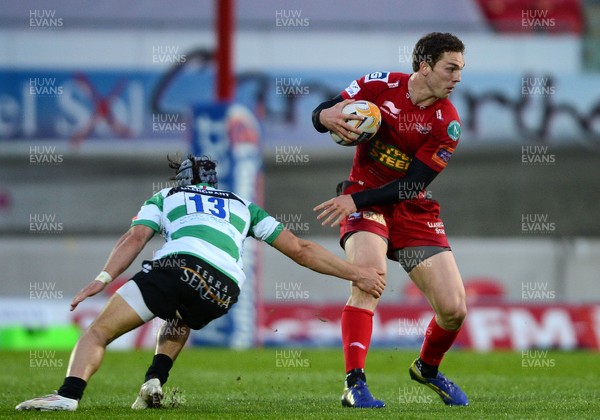 030513 - Scarlets v Treviso - RaboDirect PRO12 -George North of Scarlets takes on Michele Campagnaro of Benetton Treviso 