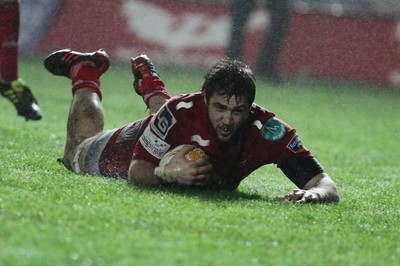 230212 Scarlets v TrevisoJosh Turnbull scores try