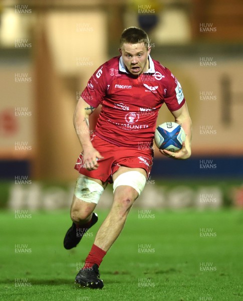 071218 - Scarlets v Ulster - European Rugby Champions Cup - James Davies of Scarlets