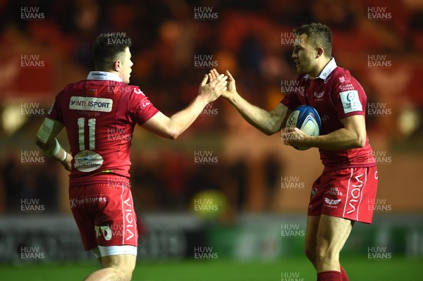 071218 - Scarlets v Ulster - European Rugby Champions Cup - Steff Evans of Scarlets celebrates scoring try with Tom Prydie (right)