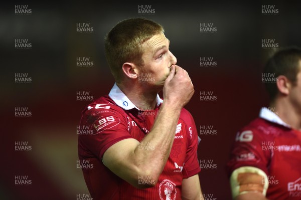 071218 - Scarlets v Ulster - European Rugby Champions Cup - Johnny McNicholl of Scarlets looks dejected