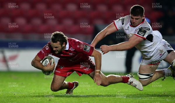 231118 - Scarlets v Ulster - Guinness PRO14 - Paul Asquith of Scarlets try which was disallowed, shortly before the Scarlets scored again
