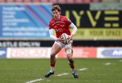 240126 - Scarlets v Ulster - United Rugby Championship - Ellis Mee of Scarlets 