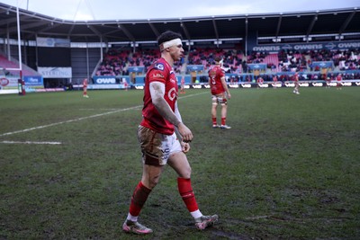 240126 - Scarlets v Ulster - United Rugby Championship - Tom Rogers of Scarlets 