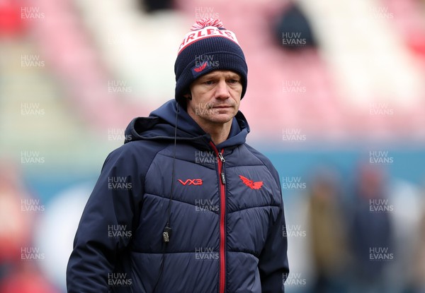 240126 - Scarlets v Ulster - United Rugby Championship - Scarlets Head Coach Dwayne Peel 