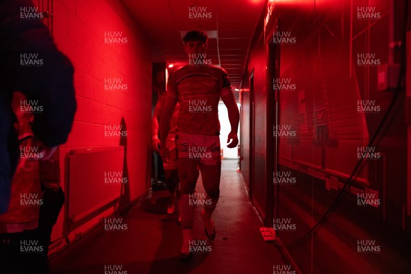 240126 - Scarlets v Ulster - United Rugby Championship - Eddie James of Scarlets 