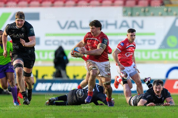 240126 - Scarlets v Ulster - United Rugby Championship - Fletcher Anderson of Scarlets carries up field