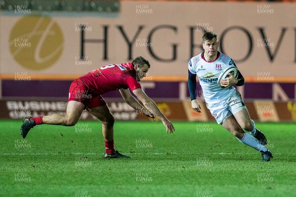 240218 - Scarlets v Ulster, Guinness PRO14 - Louis Ludik of Ulster makes a run with the ball 